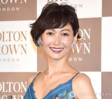 田丸麻紀、高級外車・ポルシェを“パジャマ”で運転「パジャマドライブ 良いですね」「か、かっこいい！」