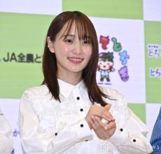 菅井友香、ハロウィンの思い出を明かす「欅坂46や櫻坂46のメンバーとUSJに…」