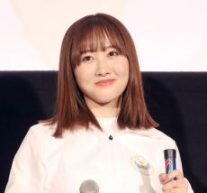 本田望結、ジョッキ片手に頬赤らめるほろ酔いショットに反響「ちょっと『大人の女』」「何杯目？」