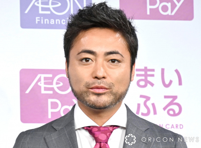 山田孝之、刺激的な“裸エプロン”姿を披露「サービスありがとうございます！」「罠ですね」