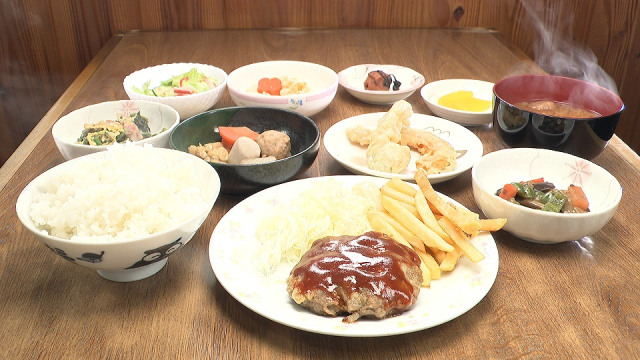 今夜の『オモウマい店』500円でご飯、みそ汁、小鉢食べ放題　バラエティー豊かな定食メニュー