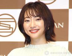 武田玲奈、美バストあらわな“スケスケ”姿で大胆スタイル「まるで妖精のよう」　穴あき衣装は「打って変わって、かっこいい」