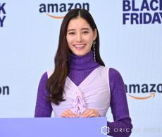 新木優子、エレガントなパープルコーデ　『Amazon ブラックフライデー』イベントでご褒美にほしいもの明かす