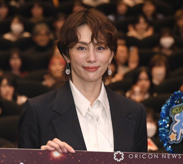 『ドクターX』米倉涼子、舞台あいさつで流ちょうスペイン語　熱心ファンと夢のQ＆A、司会者が翻訳お手上げ