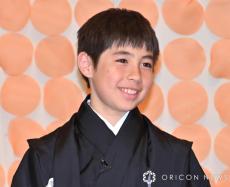 寺島しのぶの長男・尾上眞秀、祖父・菊五郎との貴重動画を公開「じいじの目ですね」「国宝と孫。尊い」