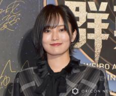 山本彩、“太もも”あらわなミニ美脚「可愛いすぎて釘付け」「かわいさ反則っすね」