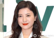 吉高由里子、三つ編み姿に「えぐ可愛い」「似合います」 上地雄輔らと新年“ゴルフ会”