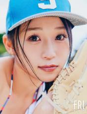 “イチロー討ち取り話題”松本里乃、ユニフォーム姿→水着ショット初挑戦　新たな一面を披露