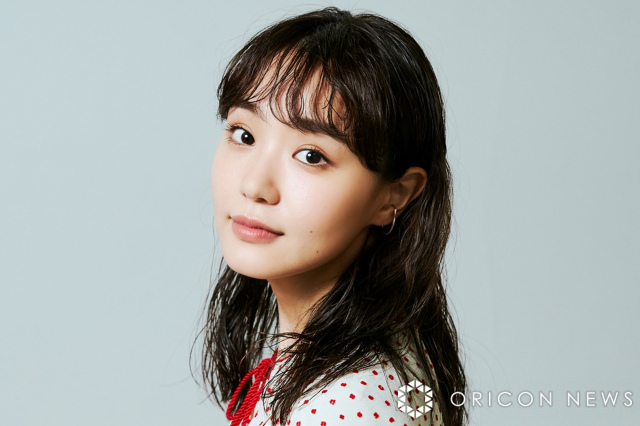 奈緒、30歳の誕生日と公式HP開設を報告　子役・磯村アメリとの“大好き”ラリーにもほっこり