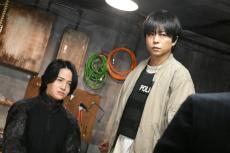 ドラマ放送局占拠 武蔵三郎(櫻井翔)着用衣装ジャケットLサイズ ラスト1点]ドラマ放送局占拠 武蔵三郎(櫻井翔)着用衣装
