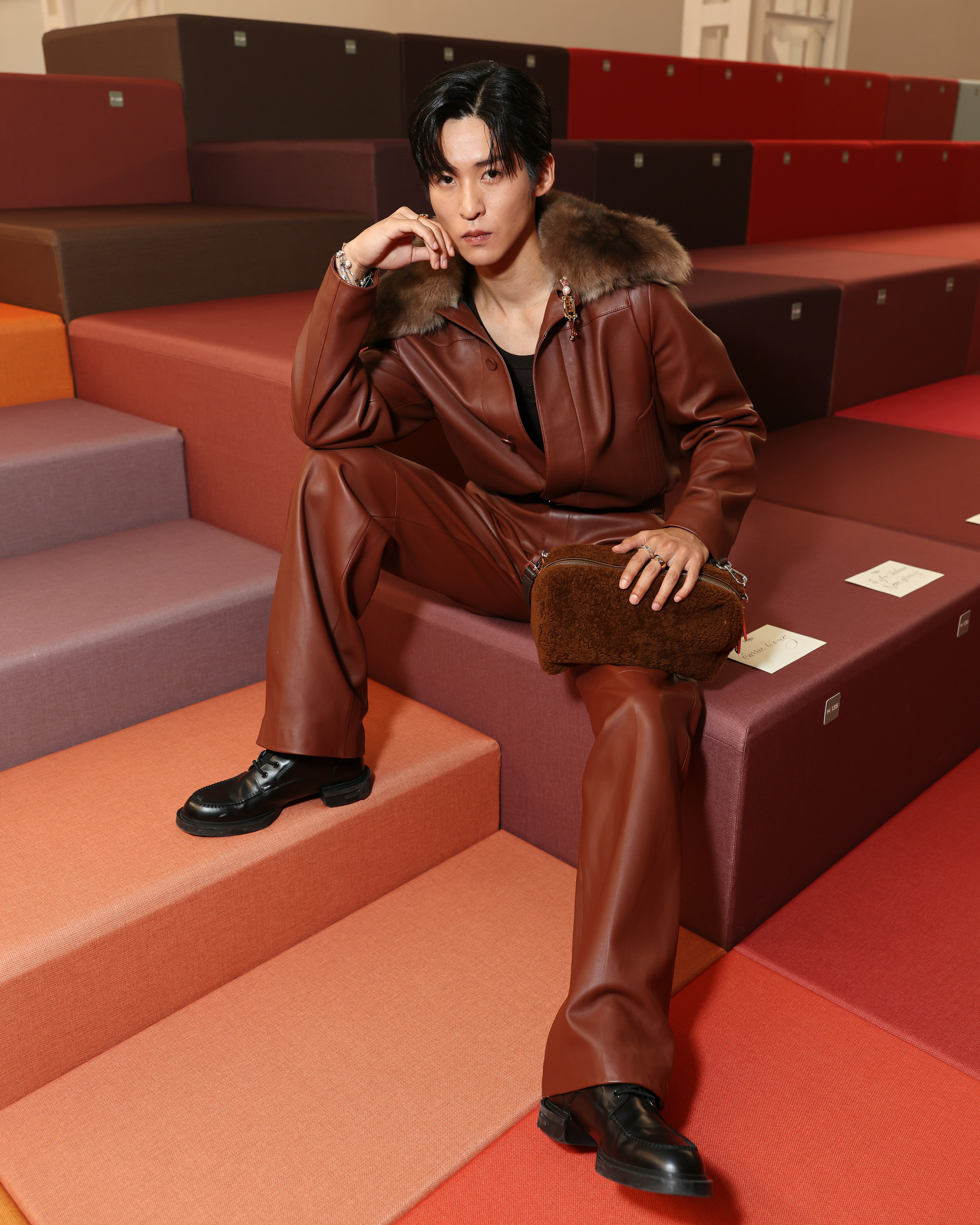 Snow Man・目黒蓮がFENDIの2026年春夏コレクションに登場♪ Stray Kids