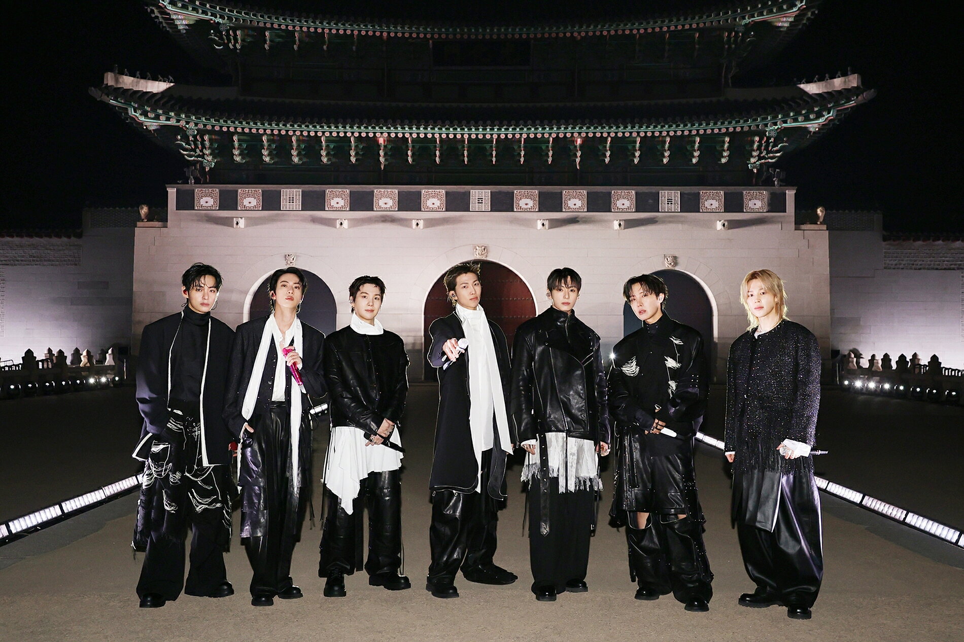 即日発送　BTS ソウルコン　ARIRANG 韓国ソウル限定　フーディー　S 即日発送 BTS ソウルコン ARIRANG ソウル限定 フーディー M - メルカリ
