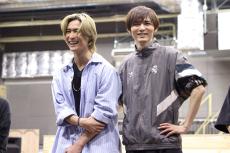 座長の薮宏太、共演の橋本良亮を絶賛！「持ち前の甘さ、セクシーさが