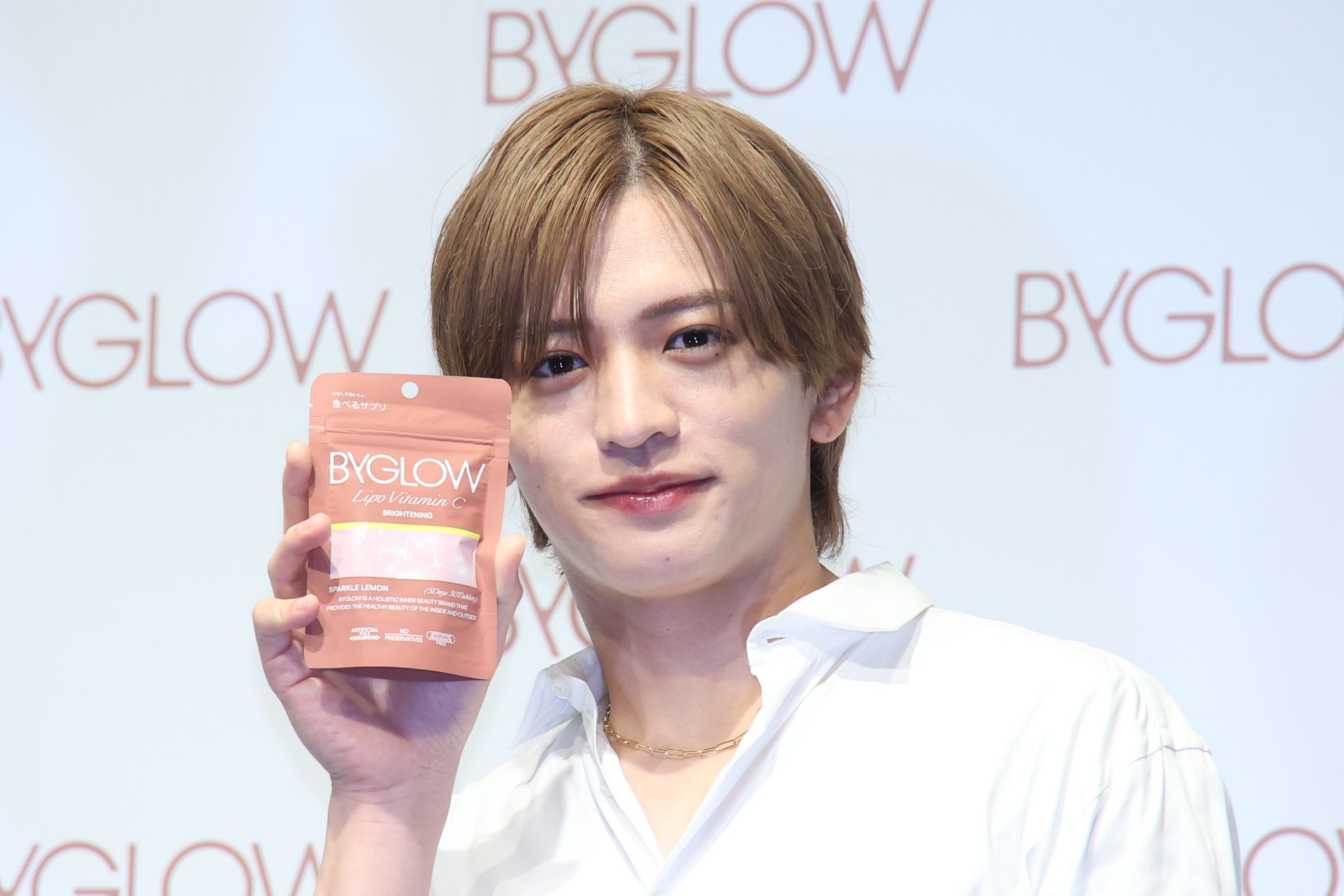 速報】timelesz・猪俣周杜、ByGLOW新CM発表会に登壇！ 撮影エピソード