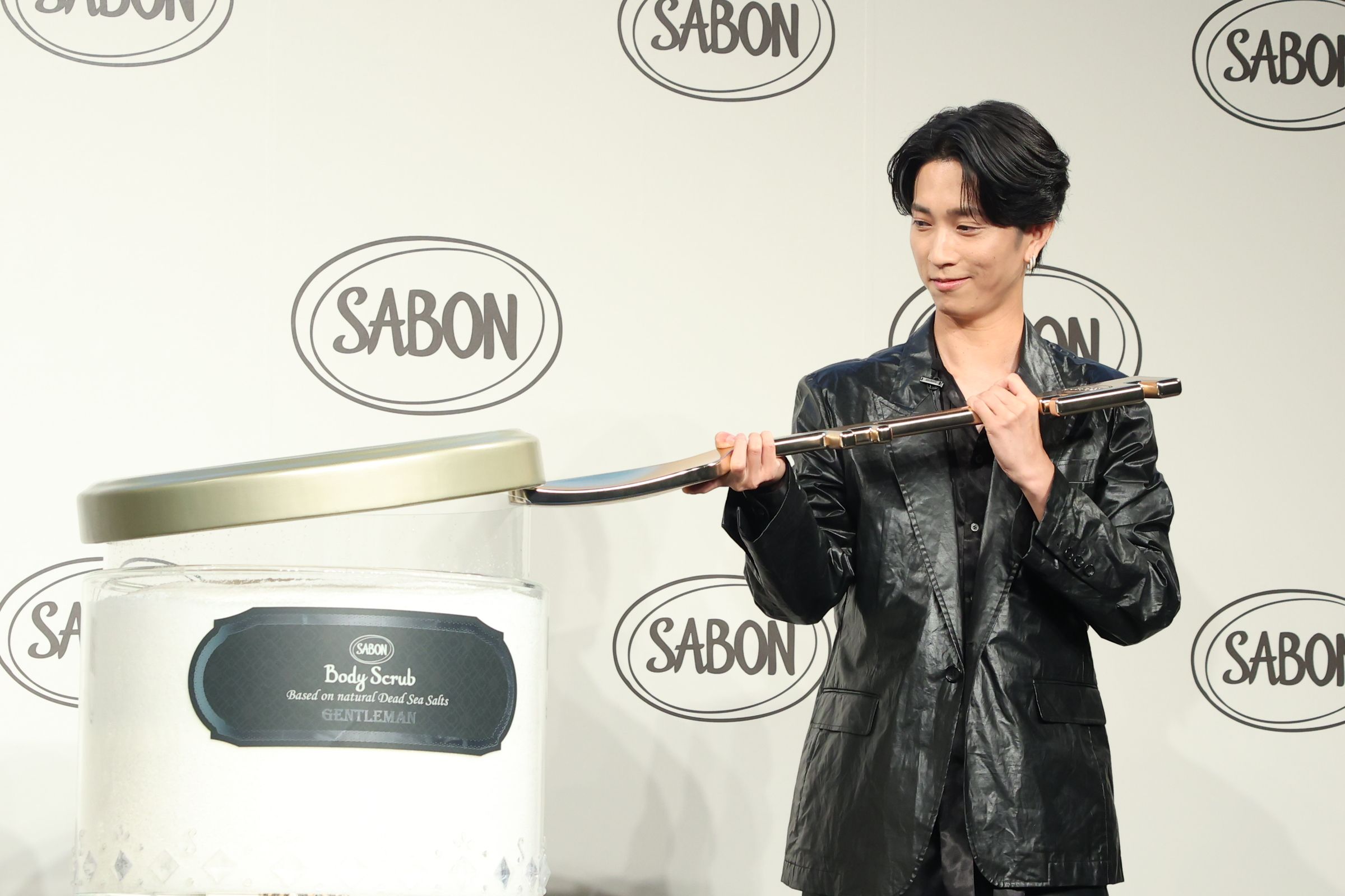 SixTONES 田中樹 着用 スカーフ 懸賞当選品 田中樹、愛用しているSABONの魅力を熱弁！ 「“いい男”の休日の過ごし方