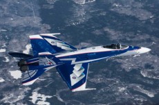 カナダ空軍CF-18デモ機、2018年は「NORAD60周年」記念デザイン