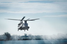 アメリカ陸軍が特殊部隊用に大型ヘリコプターMH-47GブロックIIを発注
