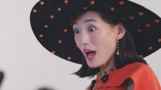 女優・綾瀬はるかもビックリ！コカ･コーラ公式サイトでハロウィン向け簡単マジックが公開