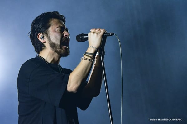山田孝之、綾野剛、内田朝陽3人のバンド「THE XXXXXX」の1stワンマン