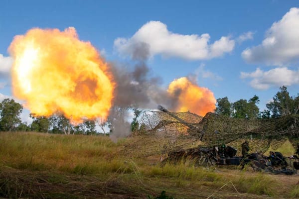155mmりゅう弾砲の初射撃も!陸上自衛隊がオーストラリアで日豪 155mmりゅう弾砲の初射撃も!陸上自衛隊がオーストラリアで日豪
