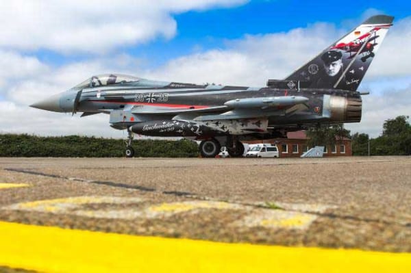 ドイツ空軍「リヒトホーフェン」航空団 創設60周年記念塗装機登場