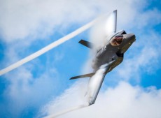 F-35　一括発注のロット12～14は前回比平均12.7％の調達コスト削減に成功