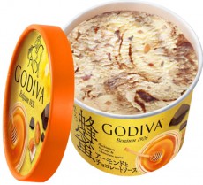 GODIVAの新作アイス「蜂蜜アーモンドとチョコレートソース」セブン限定で登場