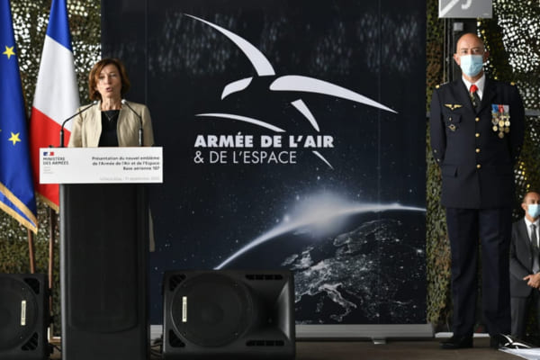 フランス国防省 航空宇宙軍 空軍 ブリーフケース/書類入れ フランス国防省 空軍/宇宙軍 ブリーフケース/書類入れ（: チェコ