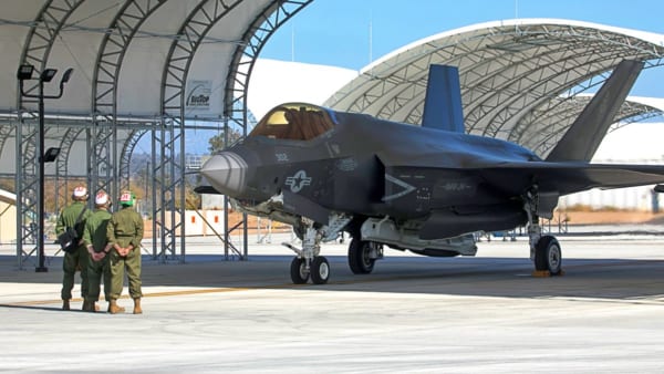 ホビーマスター VMFA-225(米海兵隊戦闘攻撃飛行隊225) F35B Hobby