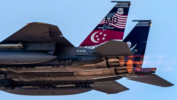 シンガポール空軍F-15 アメリカの「レッドフラッグ」演習に参加