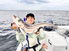 深海魚ハンター西野勇馬さん　&#8221;生きた化石&#8221;ギンザメを釣り上げる