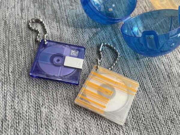 平成レトログッズ「MD」がミニチュアチャームに！ど真ん中世代が実物