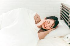 「朝起きられない」は「睡眠不足」とは限らない　精神科医が指摘する“病気”の可能性
