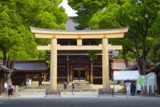 明治神宮、出雲大社、東京大神宮、靖国神社…初夏の「神社トレンドランキングベスト15」ベスト3は？