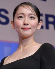 「結婚したい」女性芸能人ランキング　3位「吉岡里帆」…婚活男性600人超が選んだ2位＆1位は？