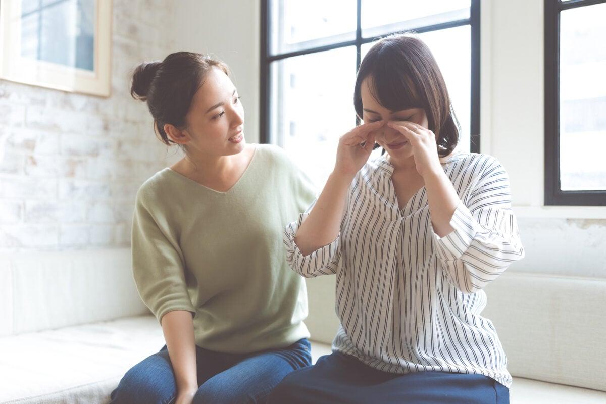 友人・同僚に「それは考えすぎ」とアドバイス　実は逆効果かも　相談されたときの上手な返し方、NG行為【専門家解説】