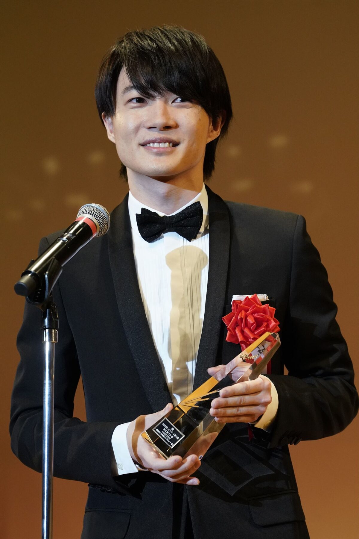 【秋ドラマ】演技が光っていたと思う俳優ランキング　2位「海に眠るダイヤモンド」神木隆之介…1位は？