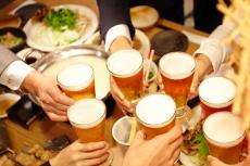 【忘年会・新年会】飲み会で使える「面白くて短い乾杯のあいさつ」ランキング！　3位は「気持ちが楽になりそう」なあいさつがランクイン