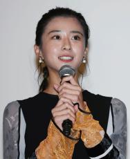 【賛否】黒島結菜「事実婚で出産」が話題に…「未婚の母」「選択的シングルマザー」に法的なメリットはあるのか