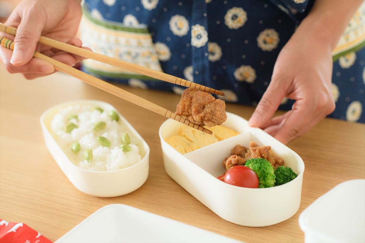 「お弁当のおかず」人気ランキング　3位「ハンバーグ」2位「唐揚げ」…1位は弁当箱を開けると“輝いて見える”おかず