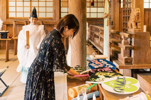 推しグッズをお清めして美食と名湯でホッとする　心身をいたわる“推しロス旅”を伊豆・修善寺で