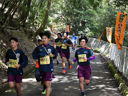 高槻の大自然の中を春風を感じながら走ろう　来春のクロカン参加者募集開始