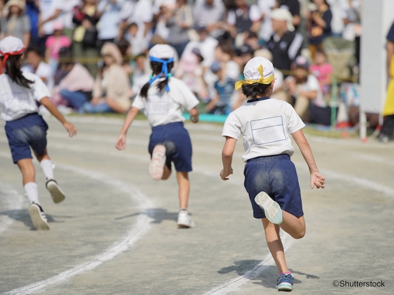 運動会前に子供に伝えたい楽しく速く走るコツ