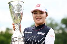 女子ゴルフ・古江彩佳、「メジャー制覇」を支えた“ゴルフ素人”の父　なぜ世界レベルの女子プロは「親の声」に耳を傾けるのか