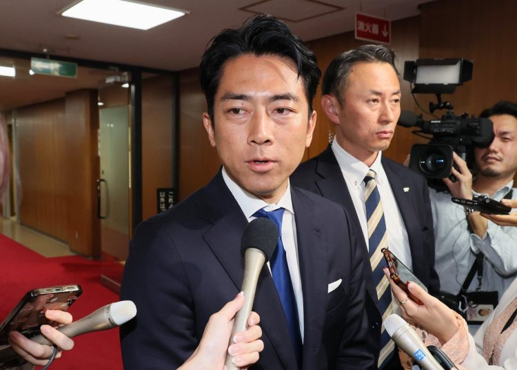 選対委員長を辞任した小泉進次郎氏、囲み取材でなぜ"進次郎構文"が出なかったのか？心理士の指摘