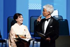 globeのKEIKO「全国豊かな海づくり大会」で久々の大舞台　マーク・パンサーと司会進行を担当、両陛下を前に堂々とした司会ぶり