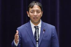 内閣府副大臣・鳩山二郎氏に選挙資金“裏金化”疑惑　お粗末すぎる言い訳と謝罪「議員会館のロッカーに封筒ごと残っていて…」