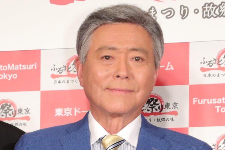 《本は数万冊、CDやDVDは約2万枚》小倉智昭さん、叶わなかった妻の願い「コレクションを眺めながらお別れの時間を」