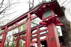 神社での参拝作法になぜか詳しい元テキヤ系暴力団幹部、「作法も祭りの時は例外」「初詣に行ってもヤクザはヤクザ」