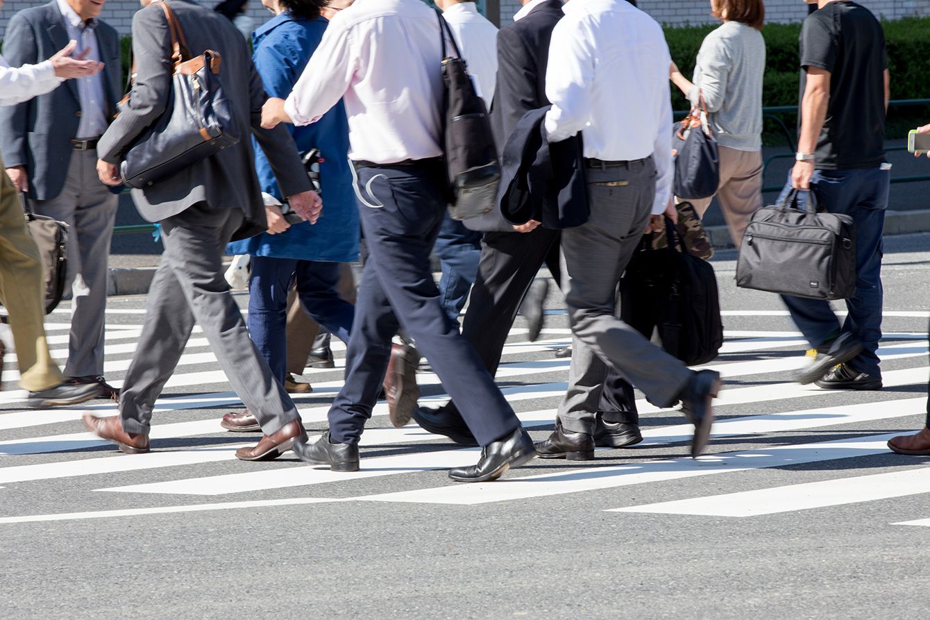 なぜ昭和おじさんたちは、緊急事態宣言でも&quot;不要不急の出社&quot;をしてしまうのか